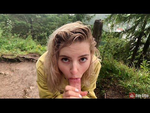 ❤️ Girl swallows cum sawise bukkake umum - Eva Elfi Seks kualitas ing kita ☑